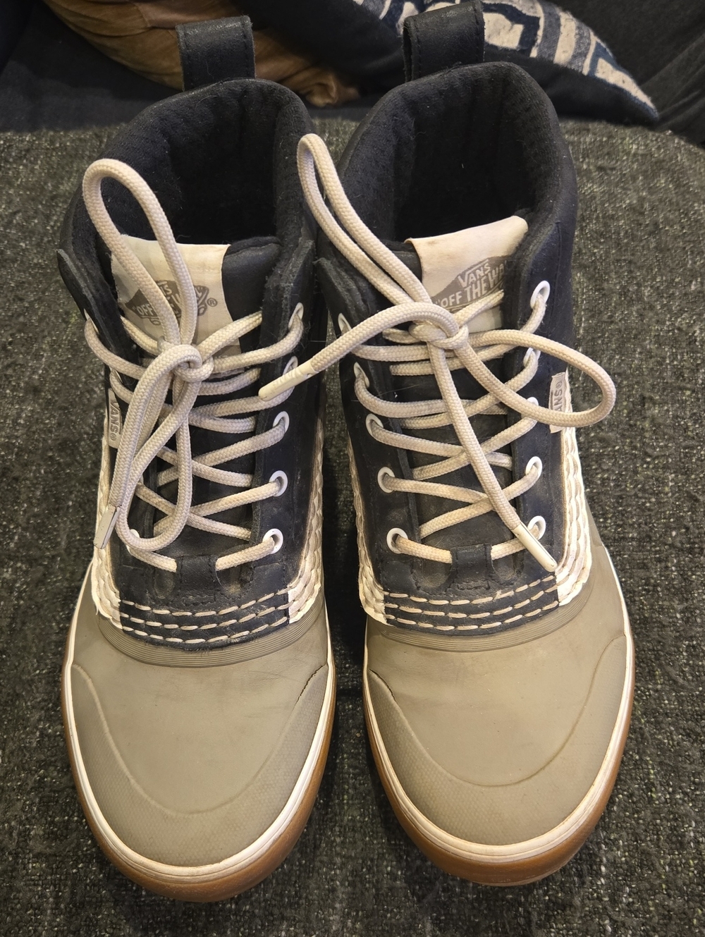Vans Standard Mid Snow MTE Waterproof Winter Boots Men’s Size 8